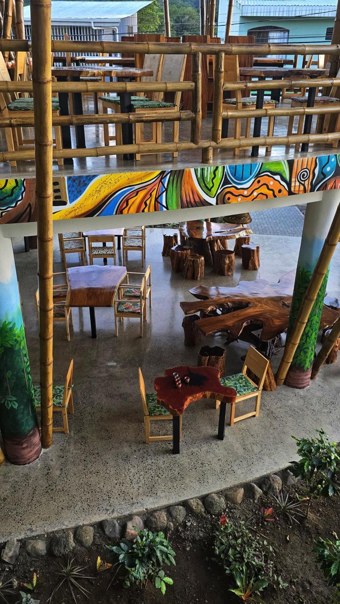 Bonding Coffee Roaster Cafe & Hotel Кепос Екстериор снимка