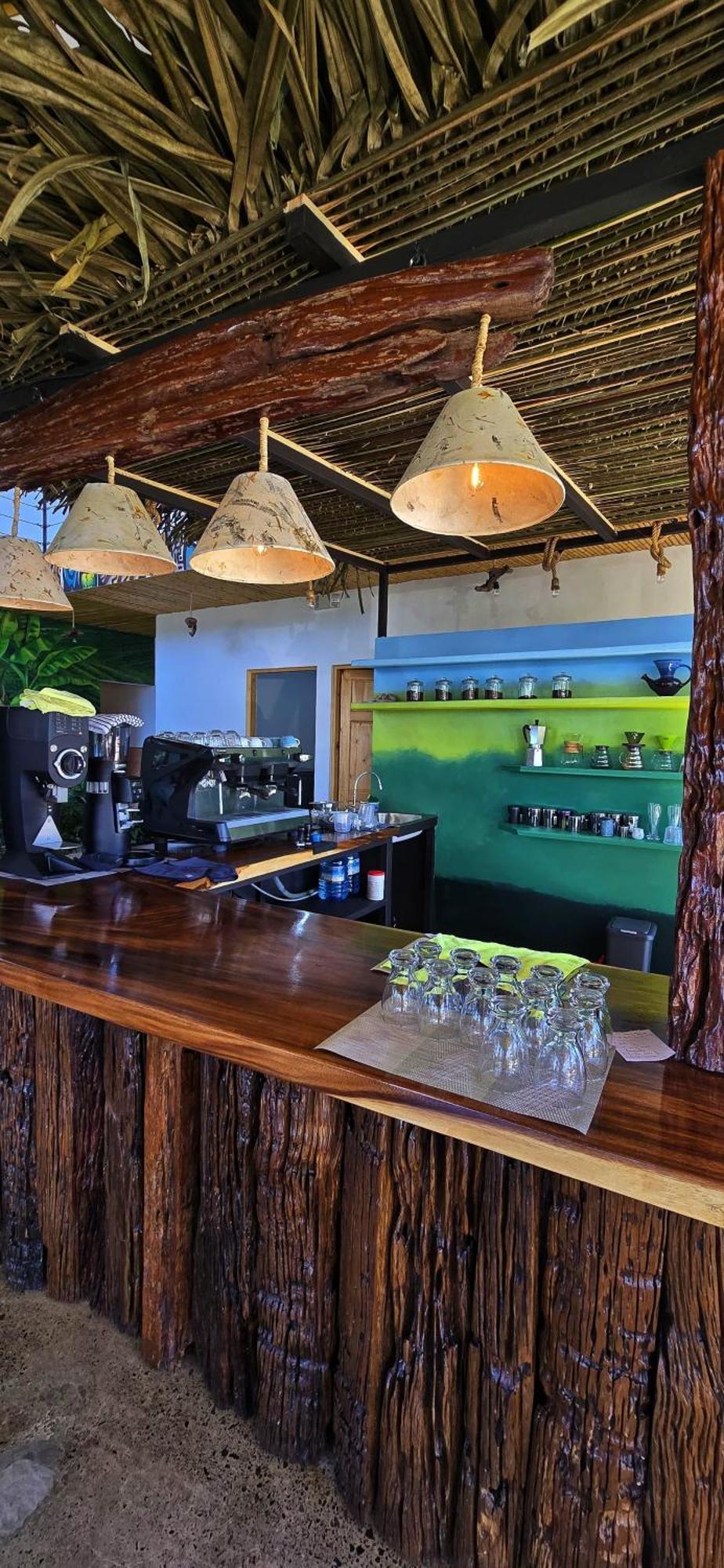 Bonding Coffee Roaster Cafe & Hotel Кепос Екстериор снимка